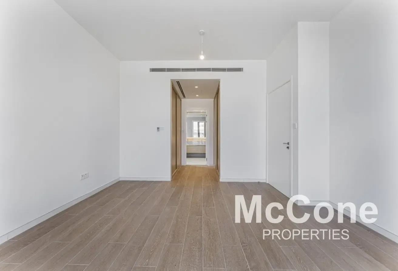 Single Row | Type 4A1 | Landscaped | Maids Room