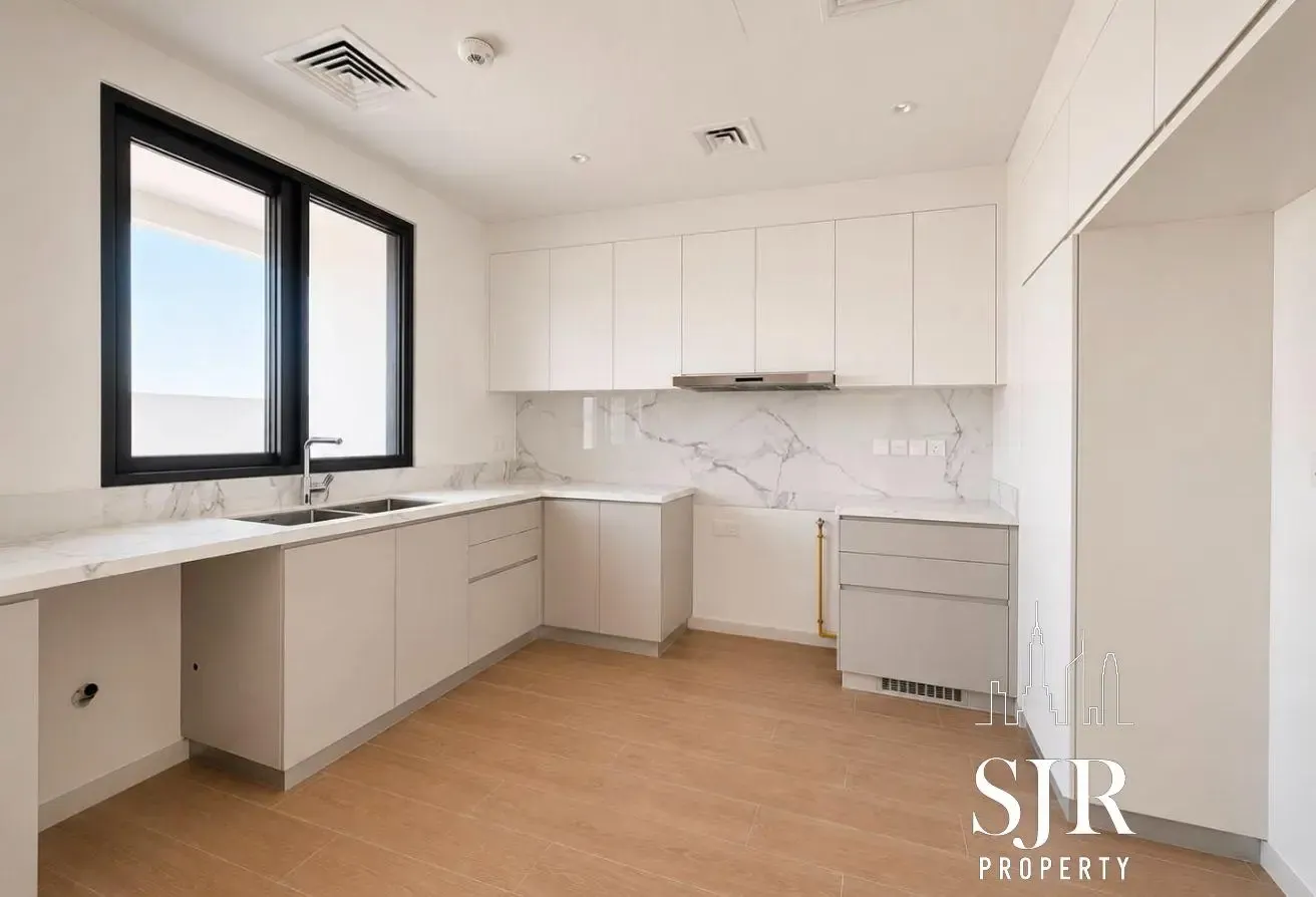 Best Deal 4BR | Single Row | Landscaped | Ready