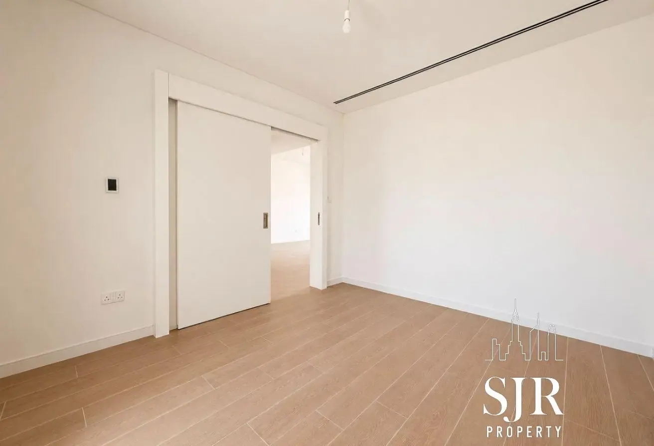 Best Deal 4BR | Single Row | Landscaped | Ready