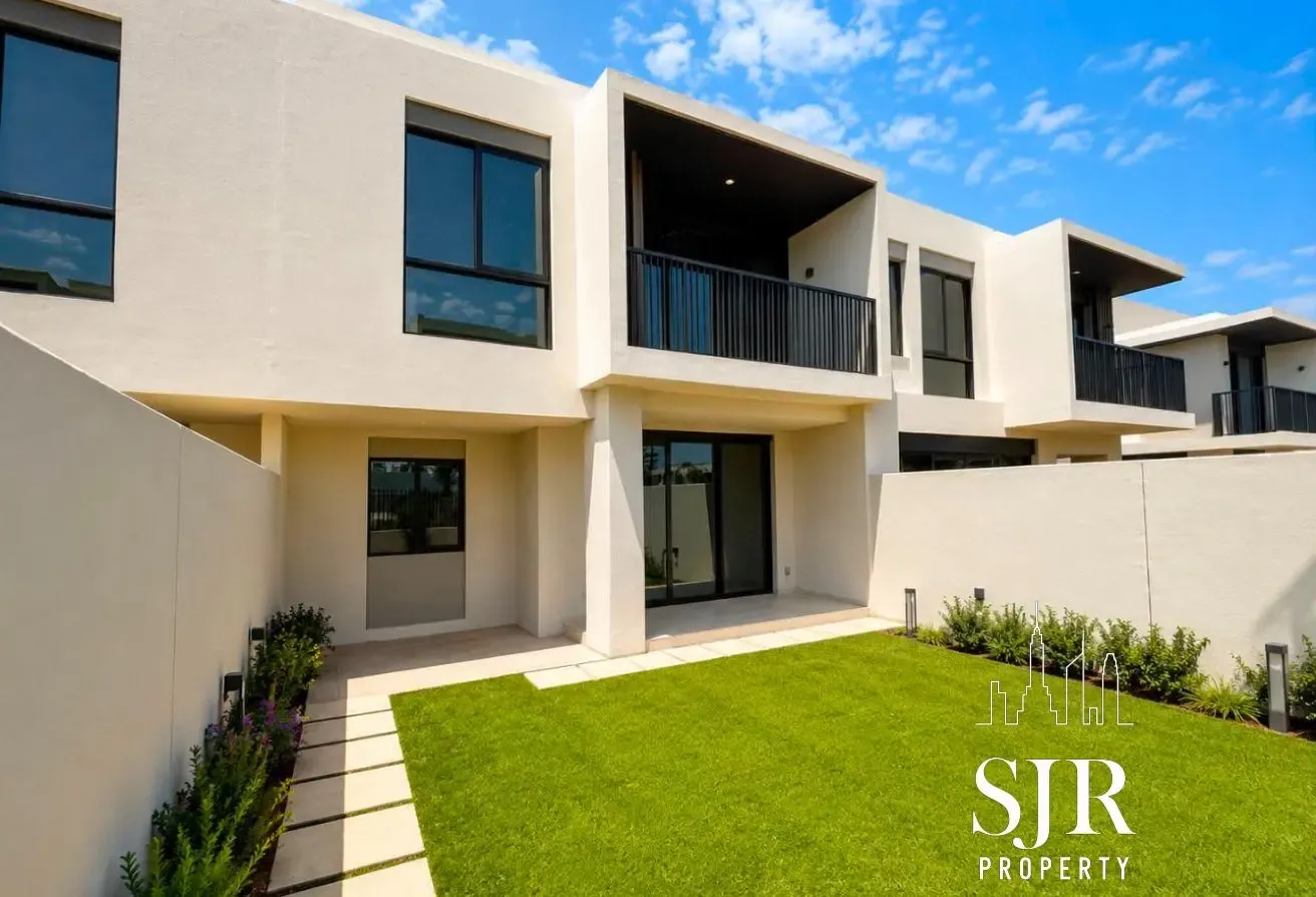 Motivated | Single Row | Park | Landscaped