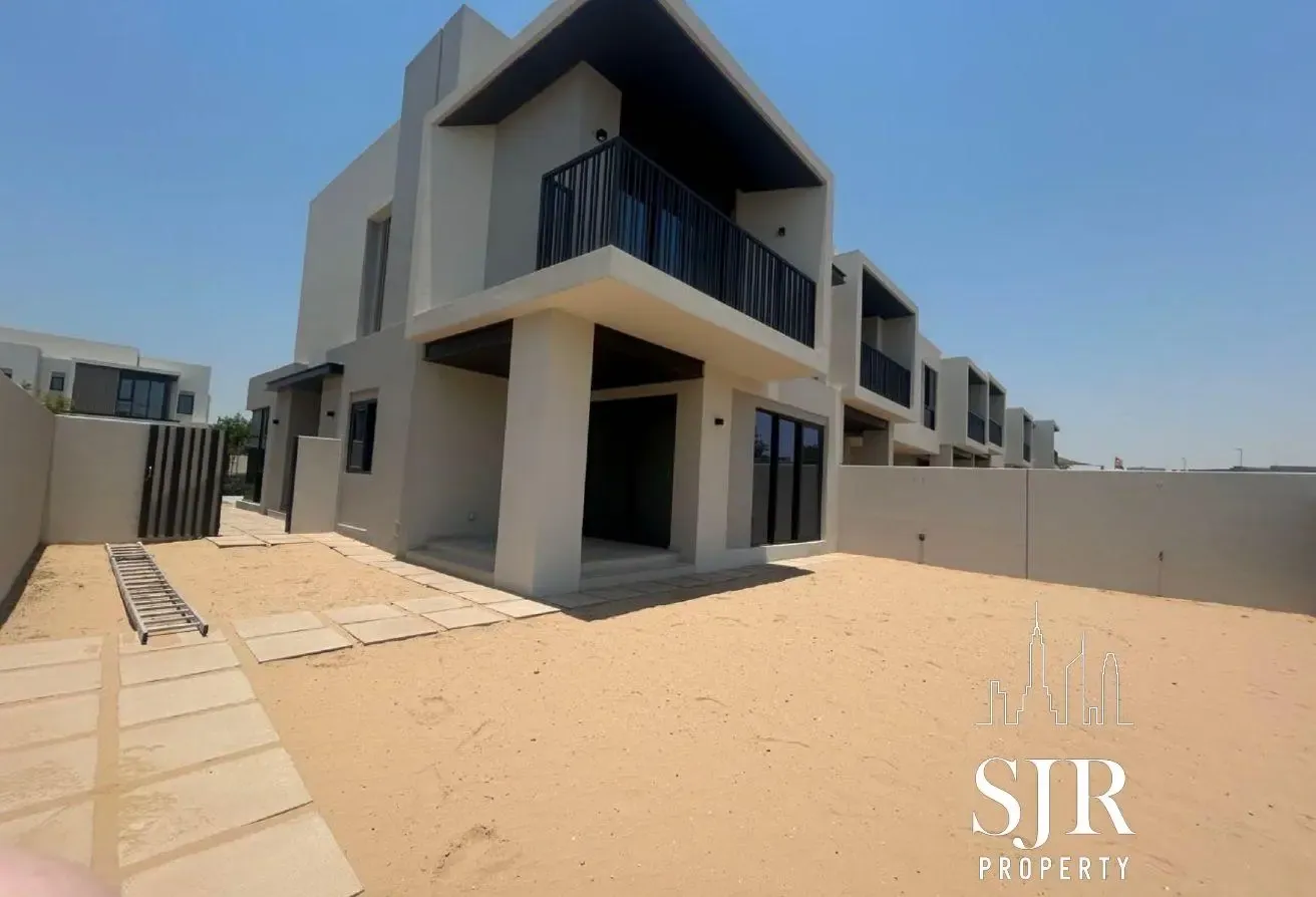 Brand new | Corner Unit | Must See