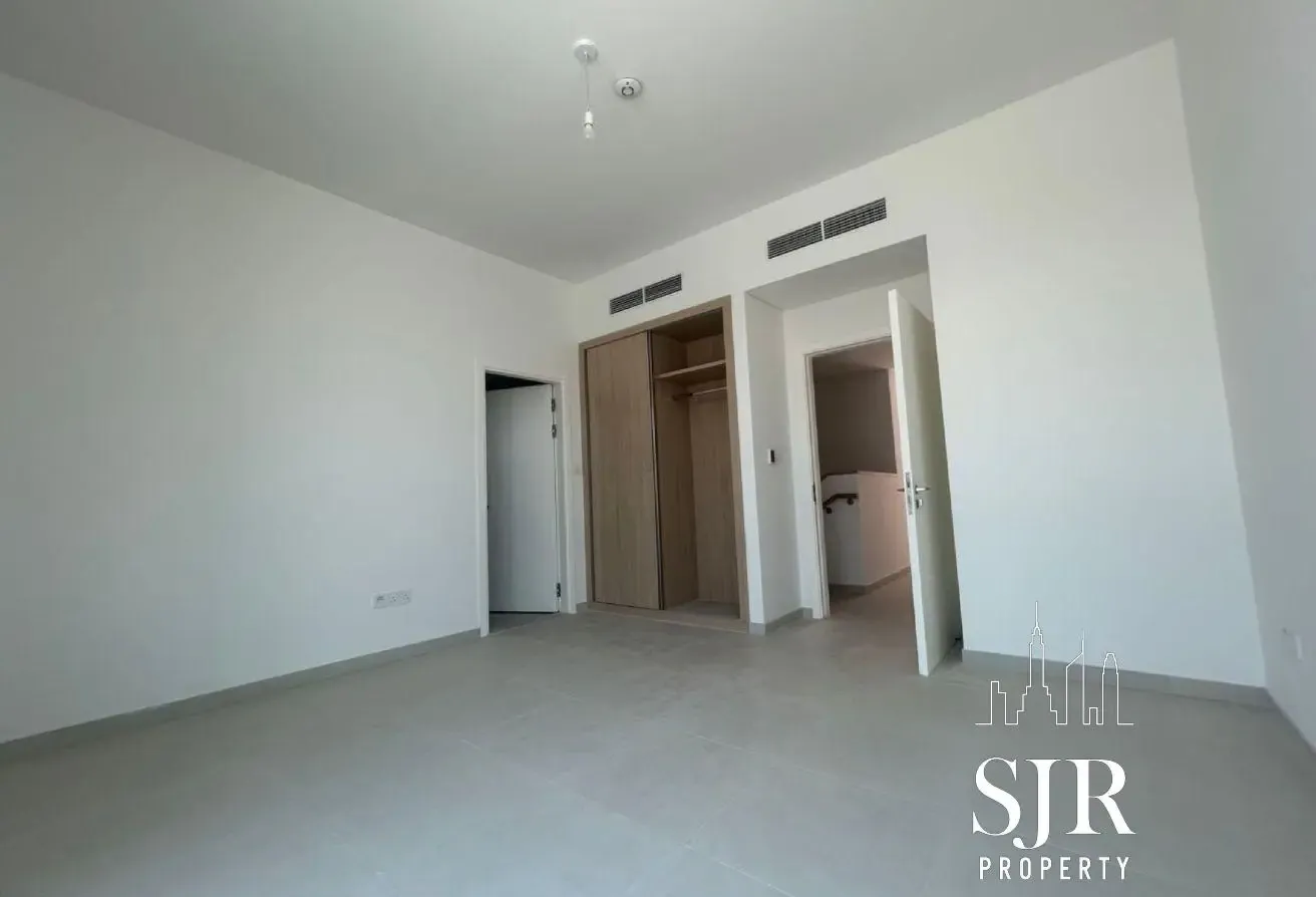 Brand new | Corner Unit | Must See