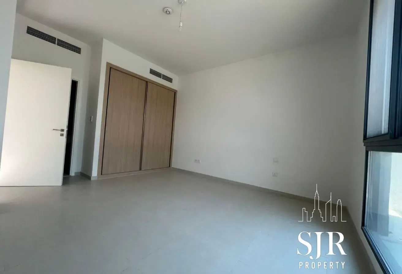 Brand new | Corner Unit | Must See