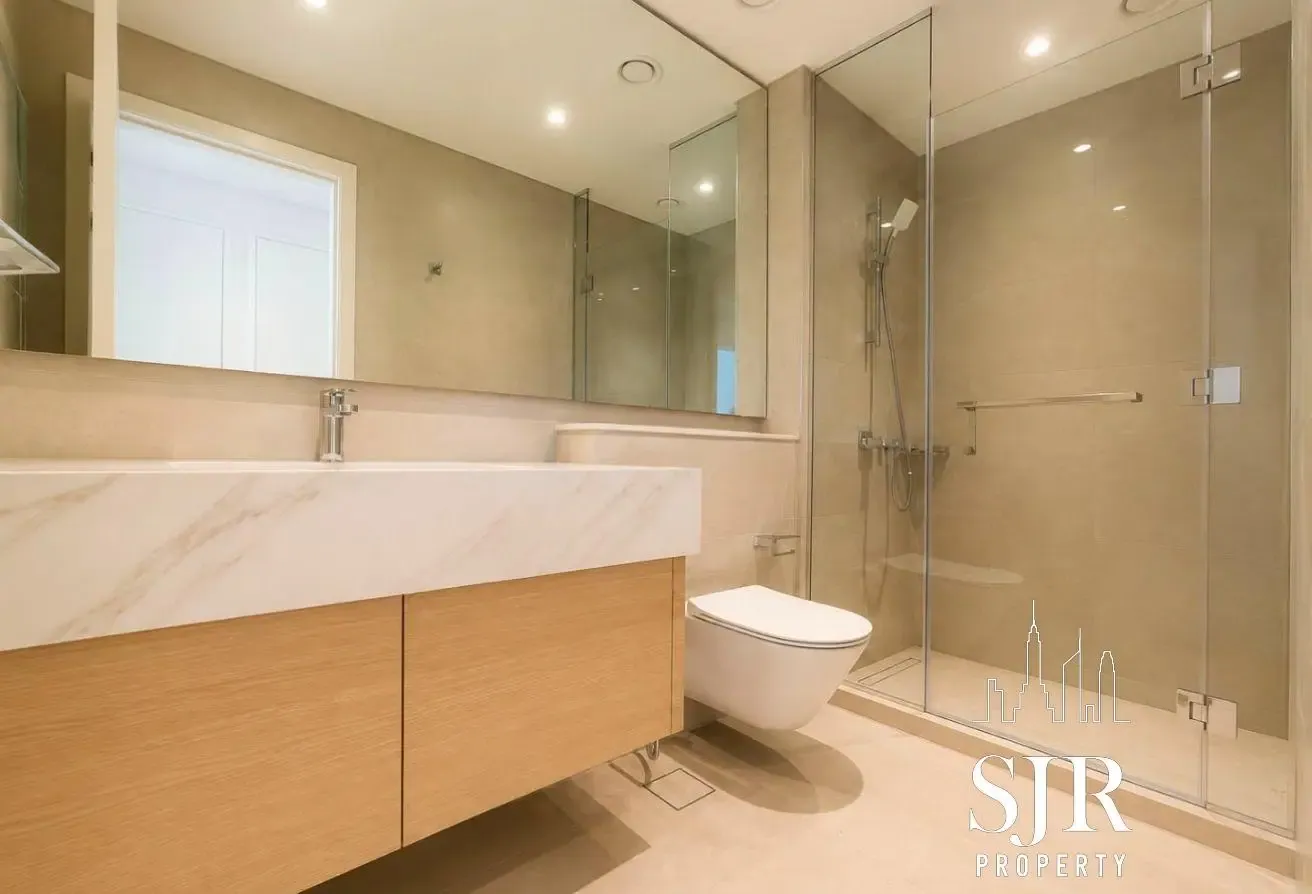 Motivated Landlord | Brand New | Single Row Corner