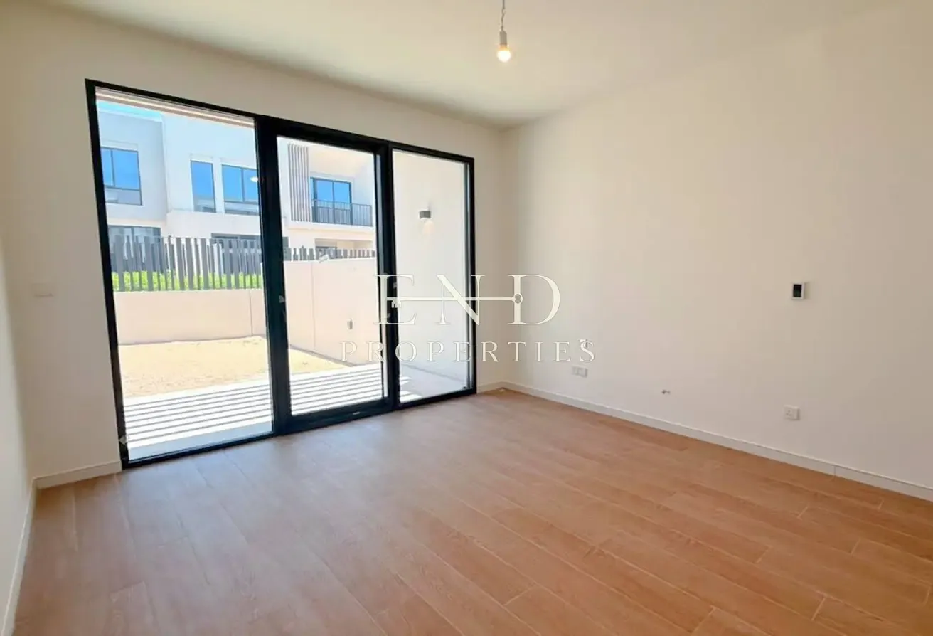 Vacant | Centrally Located | Call Now