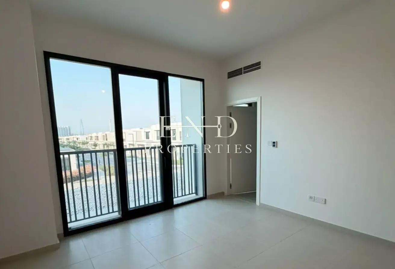Centrally Located | Vacant | Ready