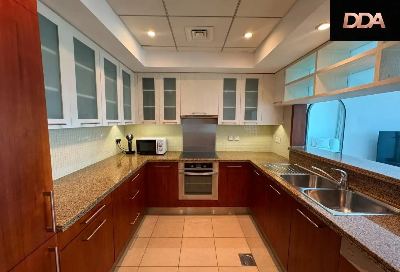 MODERN 1BR | PRIME LOCATION | VACANT
