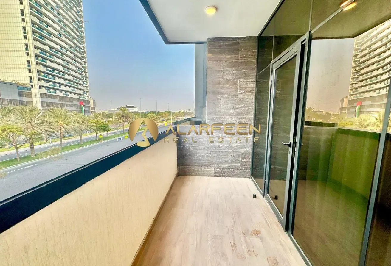 UNFURNISHED | READY TO MOVE | PRIME LOCATION
