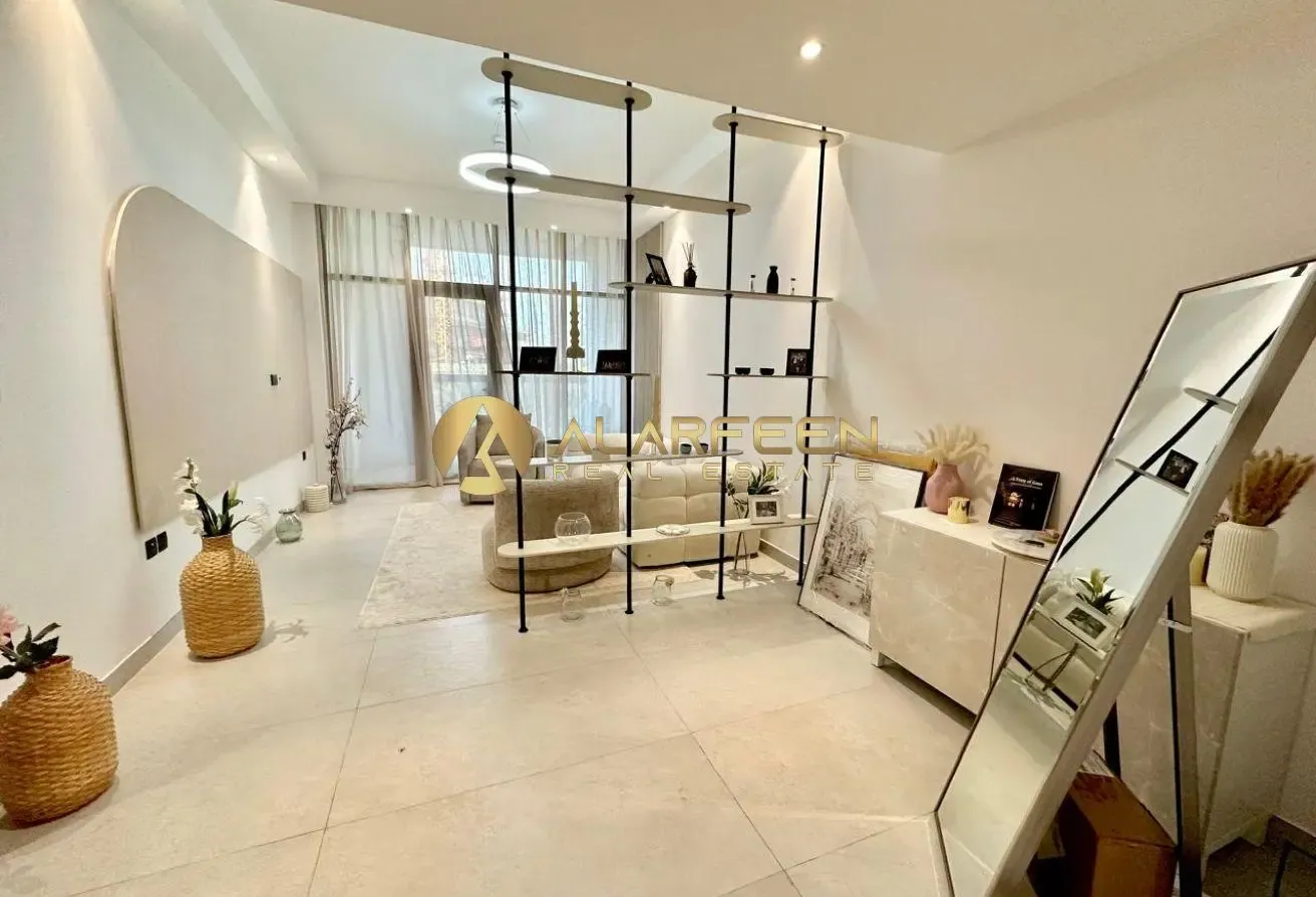 UNFURNISHED | READY TO MOVE | PRIME LOCATION