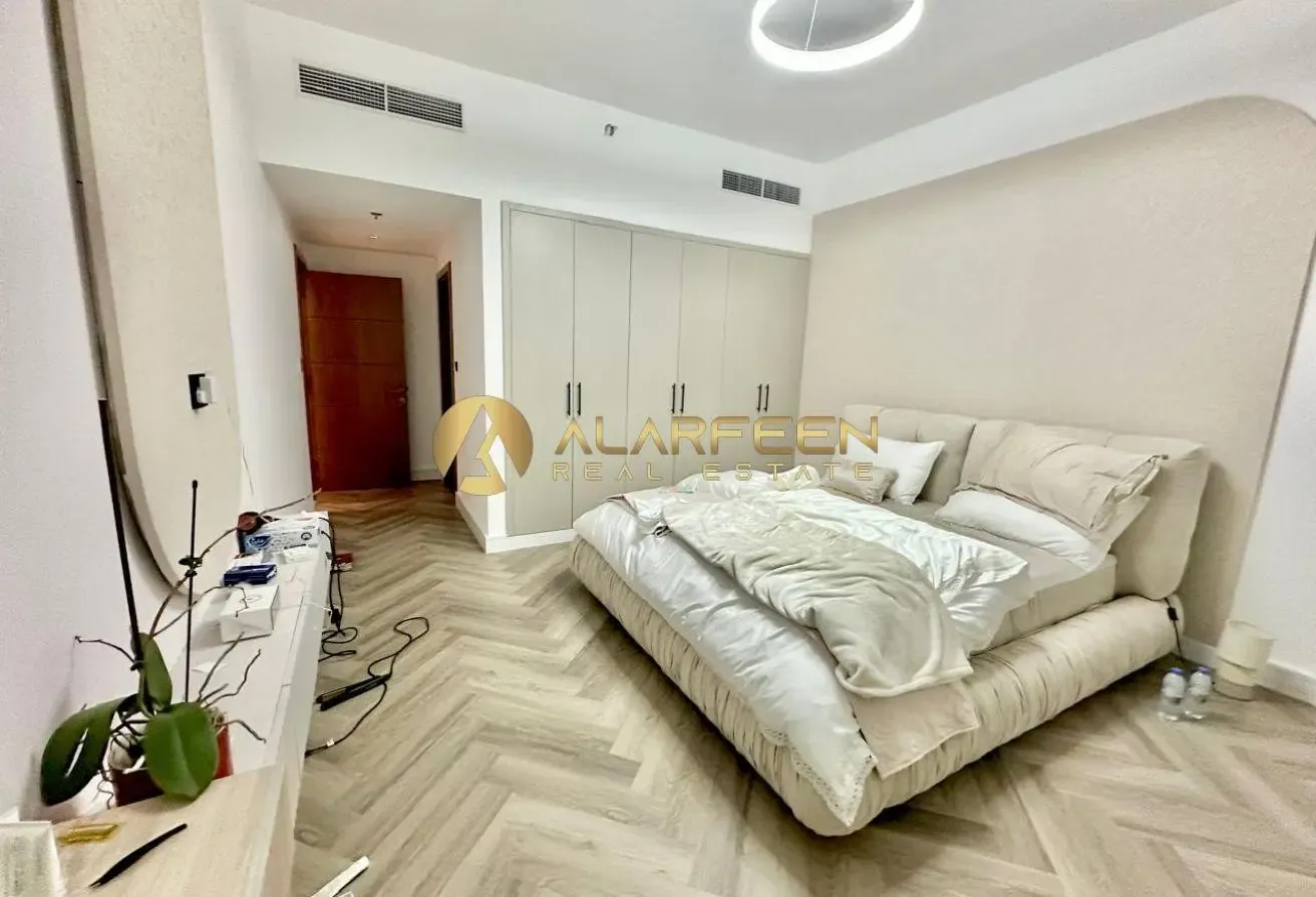 UNFURNISHED | READY TO MOVE | PRIME LOCATION