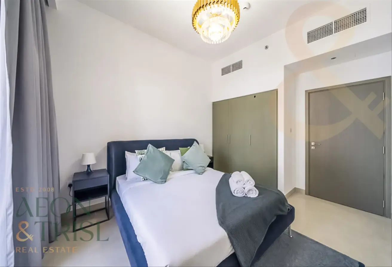 Furnished | Spacious Layout | Creek Skyline Views