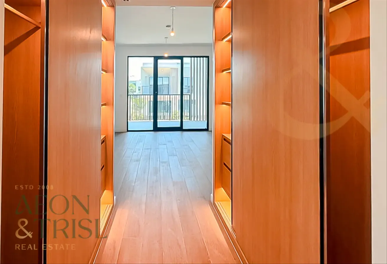 Modern 4BR + Maids | Large Plot | Community Living