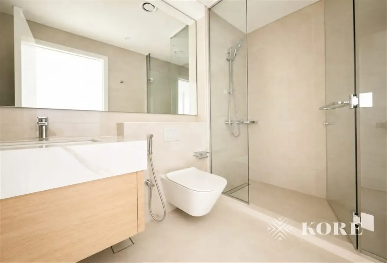 4 Bedroom Middle Villa Brand New | Close To Pool