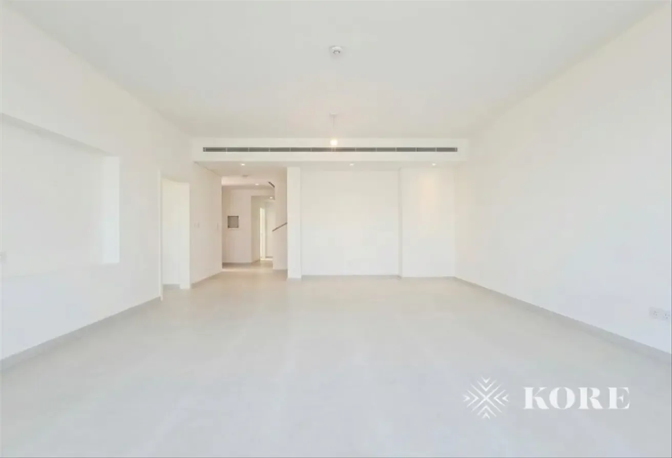 Stunning 3 Bed + Maid | Open-Plan Living | Private