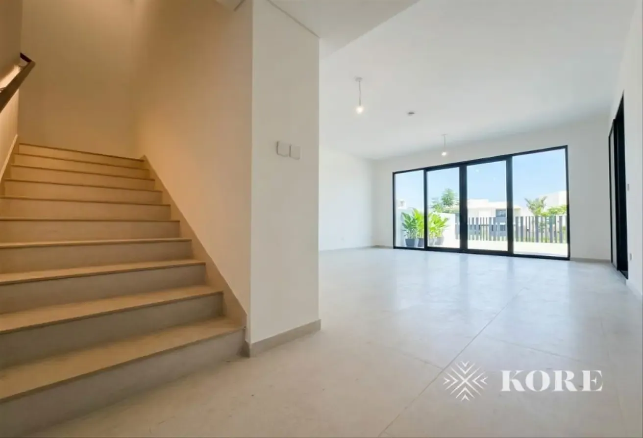 Stunning 3 Bed + Maid | Open-Plan Living | Private