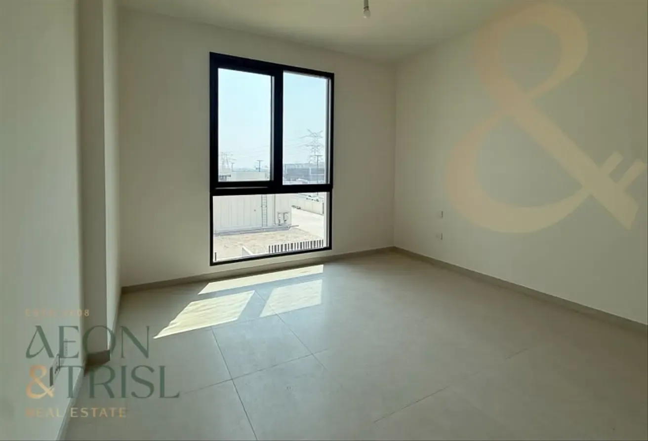 Single Row | Specious Layout | 3BR+Maid