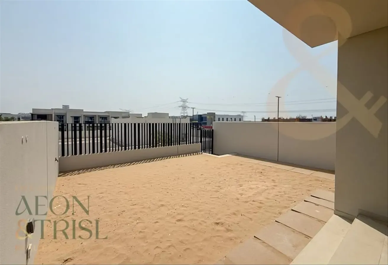 Single Row | Specious Layout | 3BR+Maid