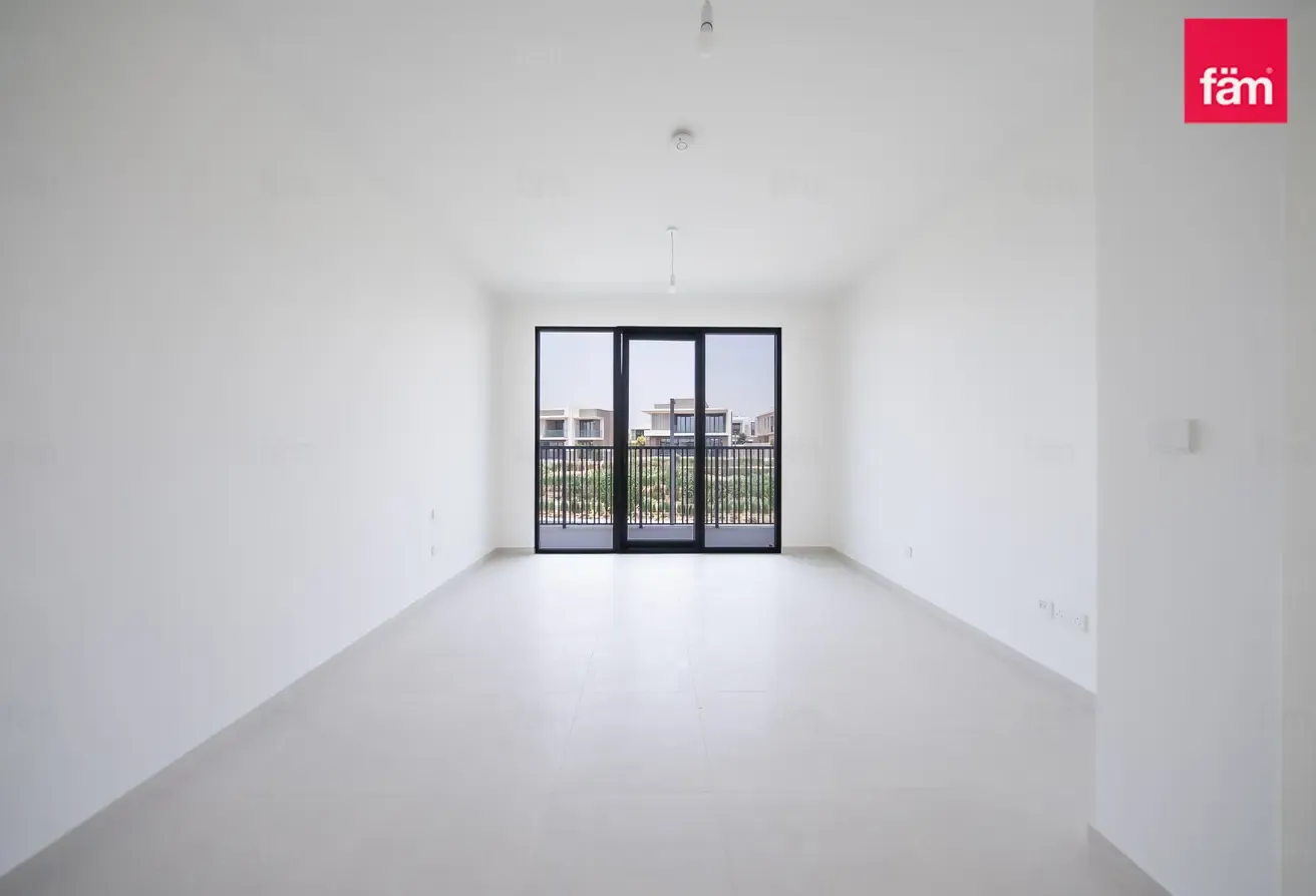 CORNER UNIT 4+MAID | SINGLE ROW | BRAND NEW