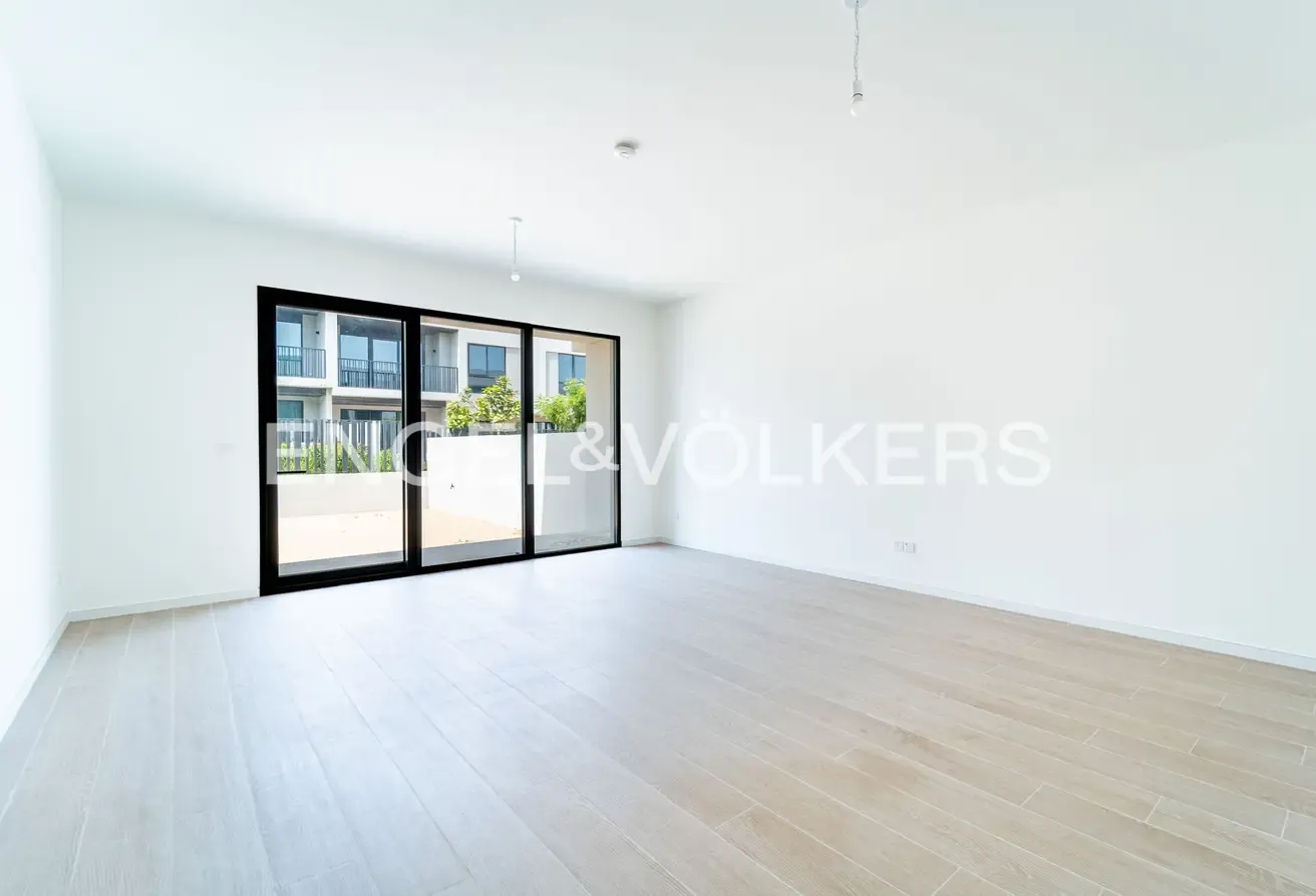 Brand New | Vacant | Unfurnished