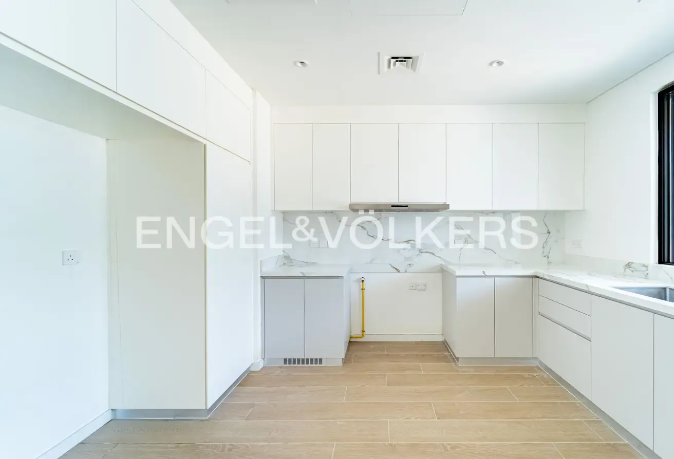 Brand New | Vacant | Unfurnished