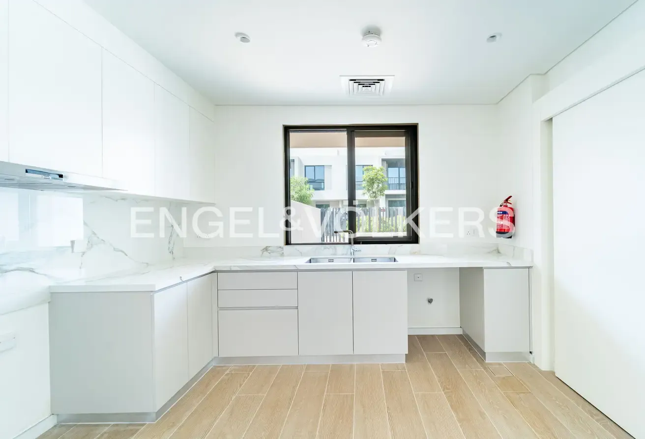 Brand New | Vacant | Unfurnished