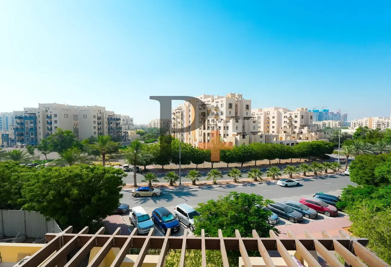 FOR INVESTOR | NEAR TO COMMUNITY | DUOBLE TERRACE | CLOSED KICHEN