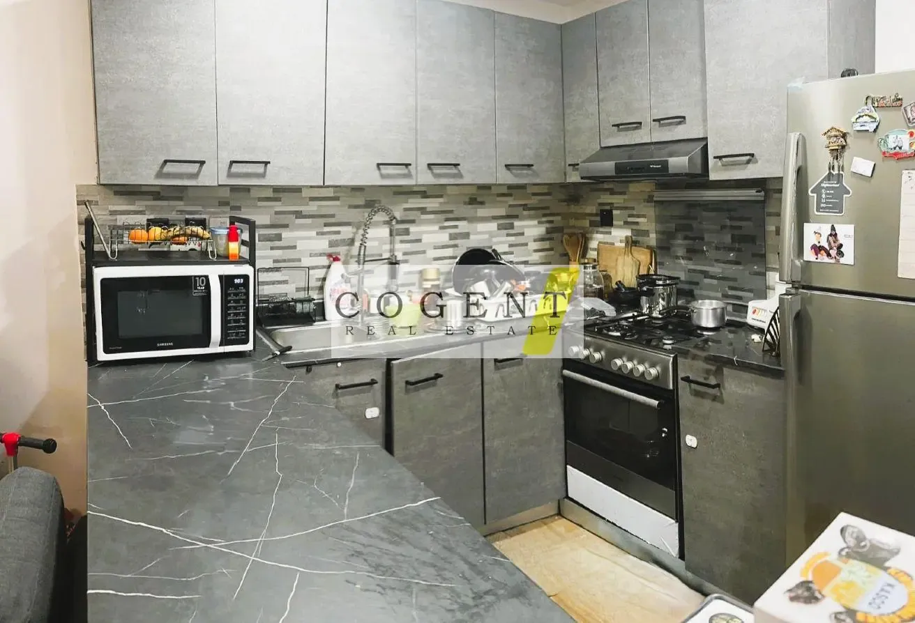 Upgraded | 2br | Vacant on Transfer | Chiller Free