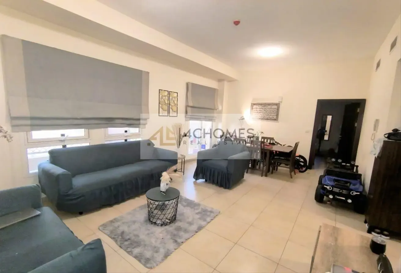 Closed Kitchen | Balcony+Terrace | Community View