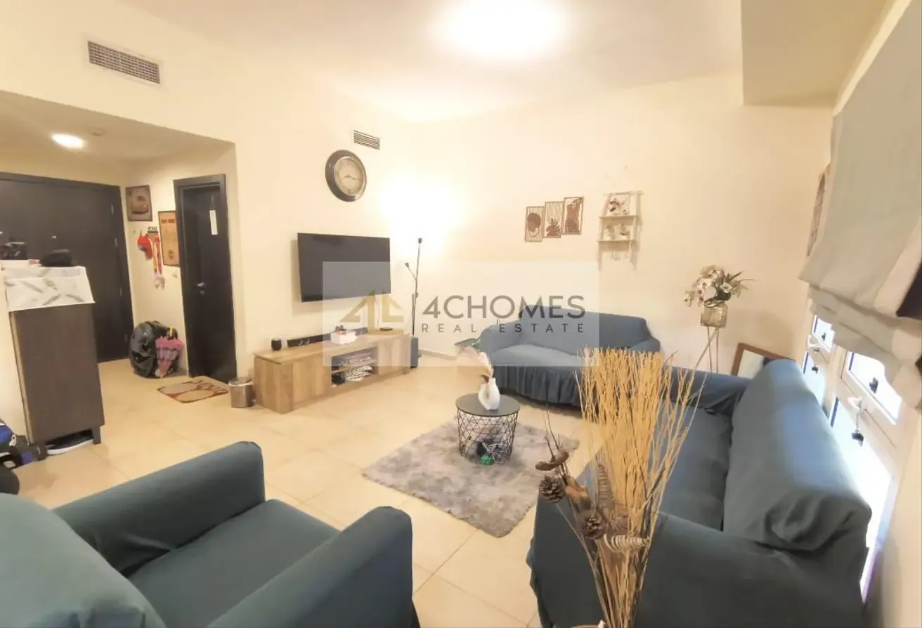 Closed Kitchen | Balcony+Terrace | Community View