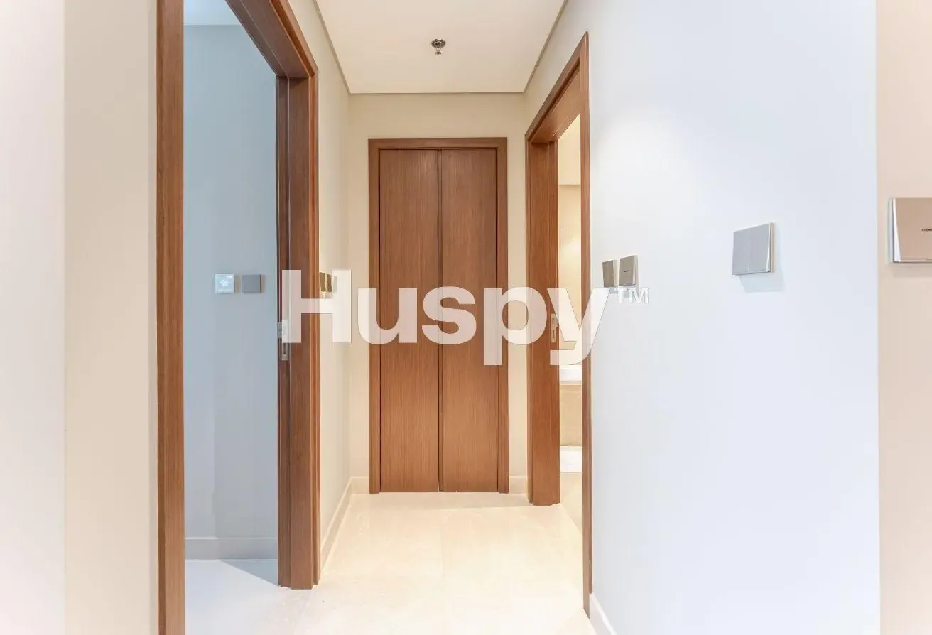 Fully Furnished | Vacant | Beach Access