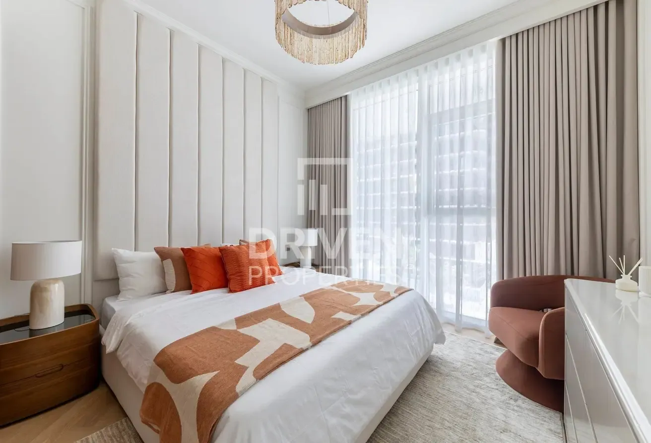 Fully Furnished | Designer Apt | Brand New
