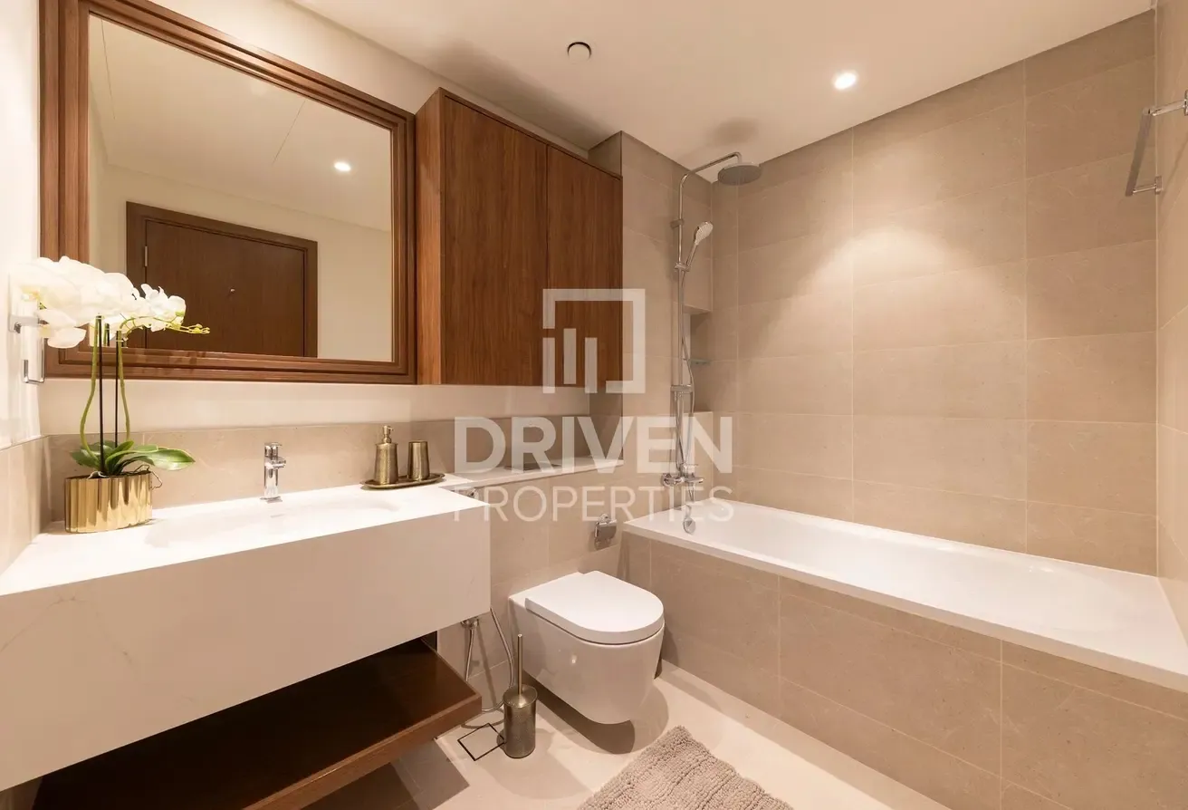 Fully Furnished | Designer Apt | Brand New
