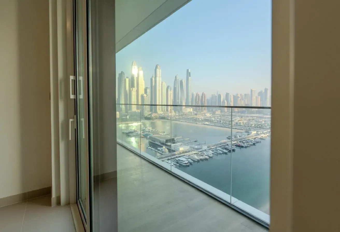 High floor|Sea and Park view| Design|PHP