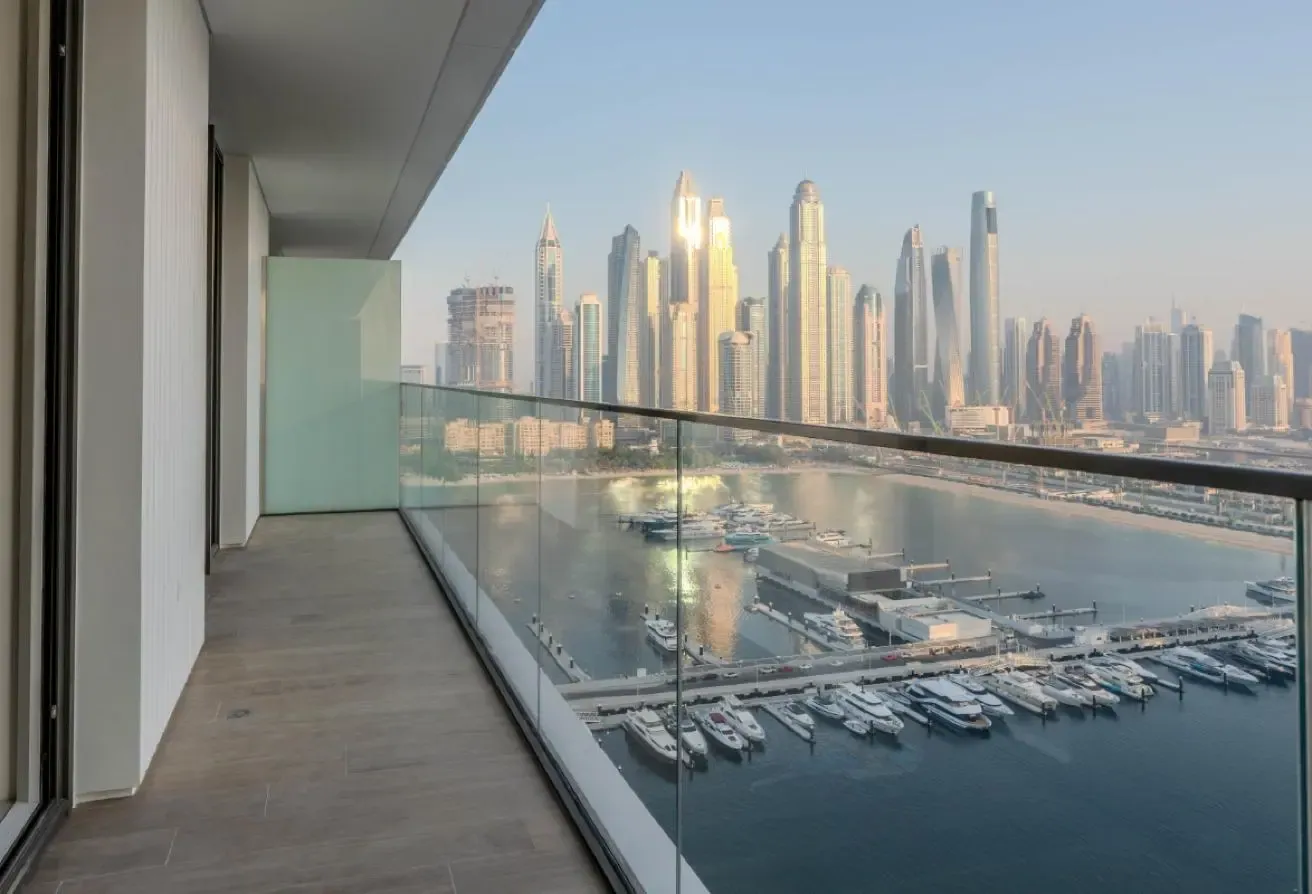 High floor|Sea and Park view| Design|PHP