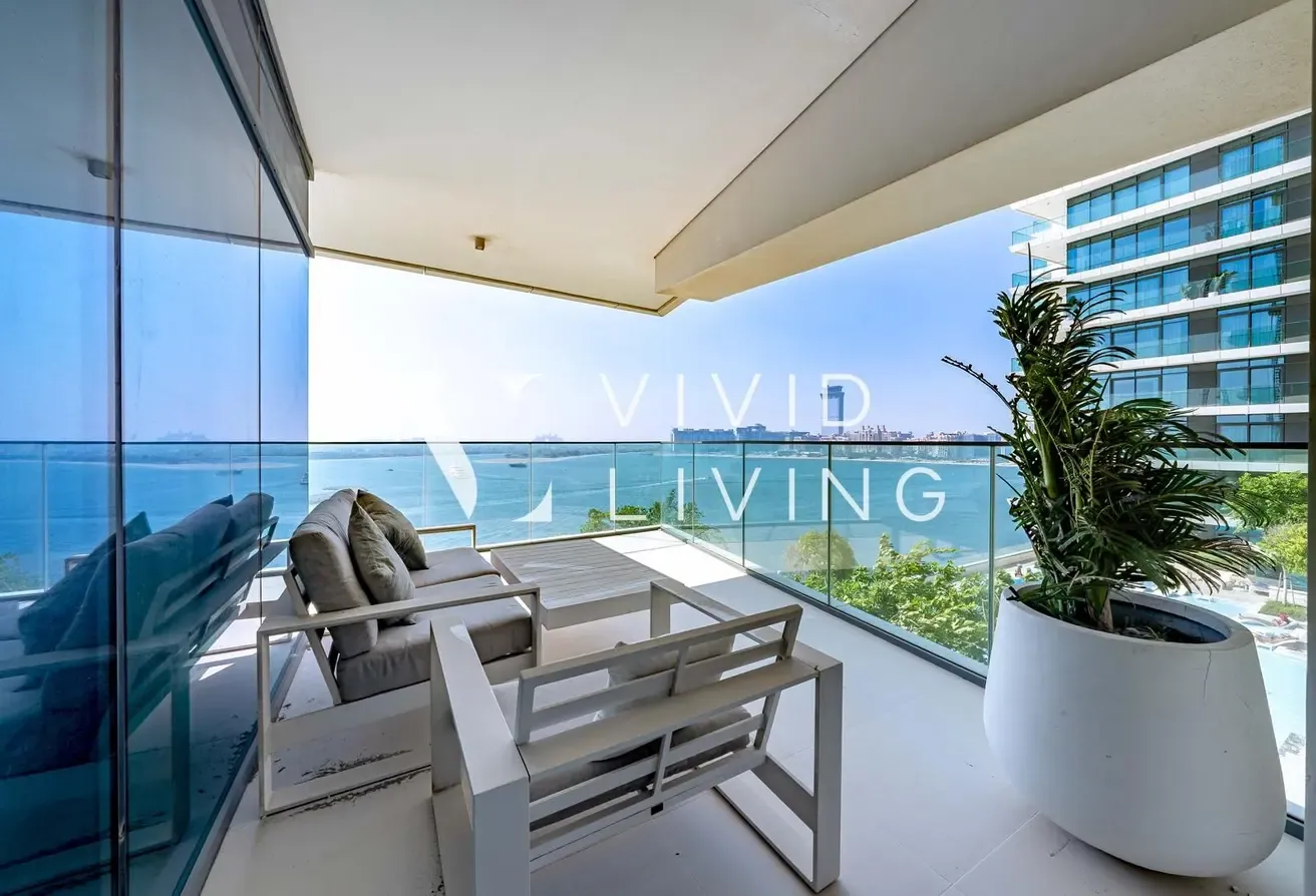 Fully Upgraded | Vacant | Palm Views
