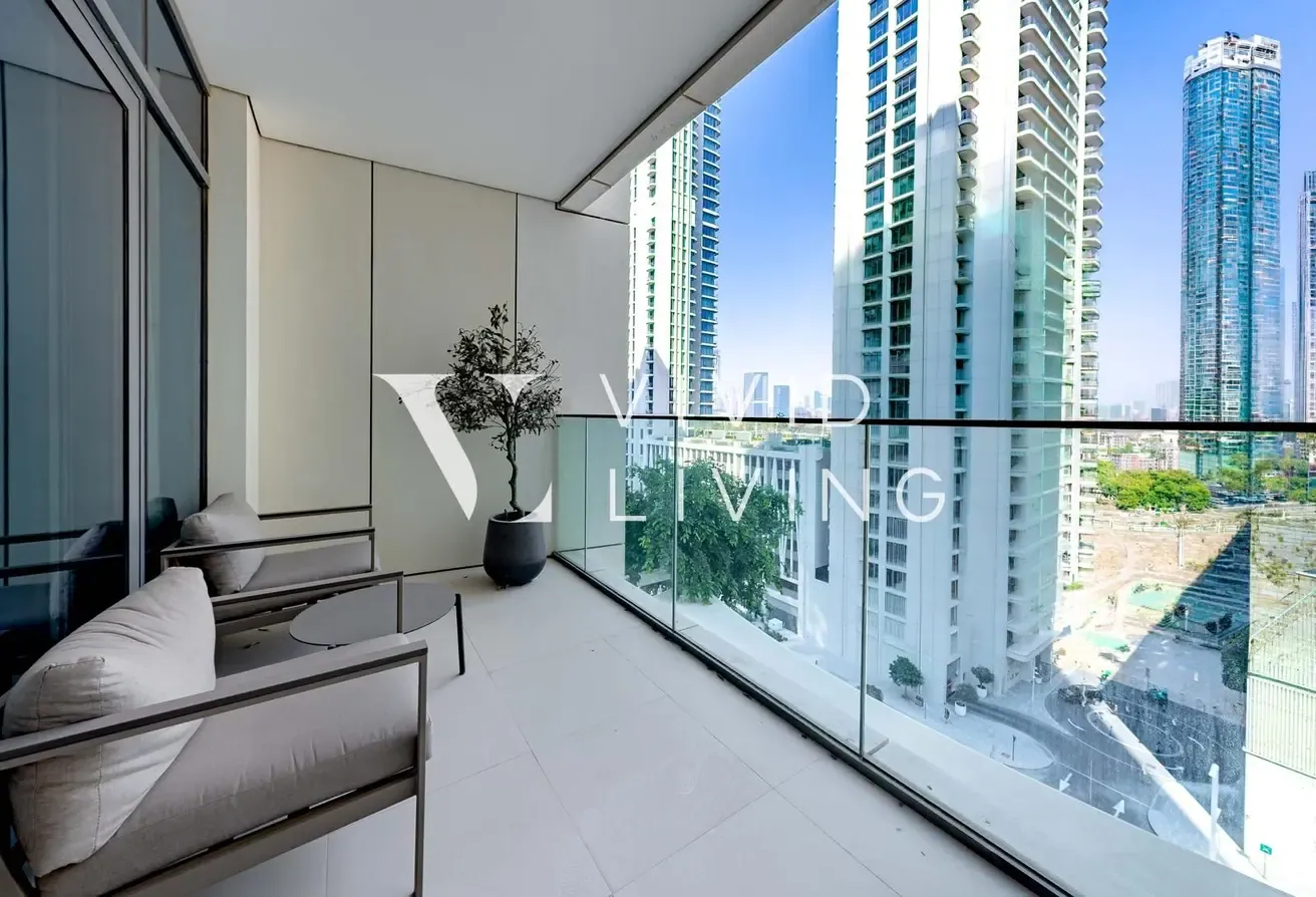 Fully Upgraded | Vacant | Palm Views