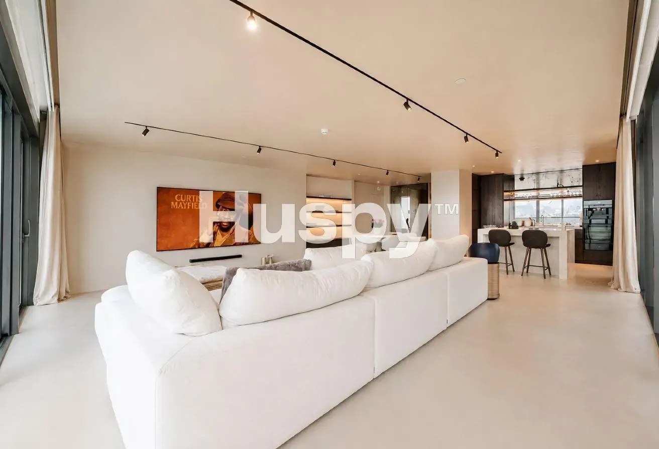 High Spec | Bespoke Renovations | Exclusive