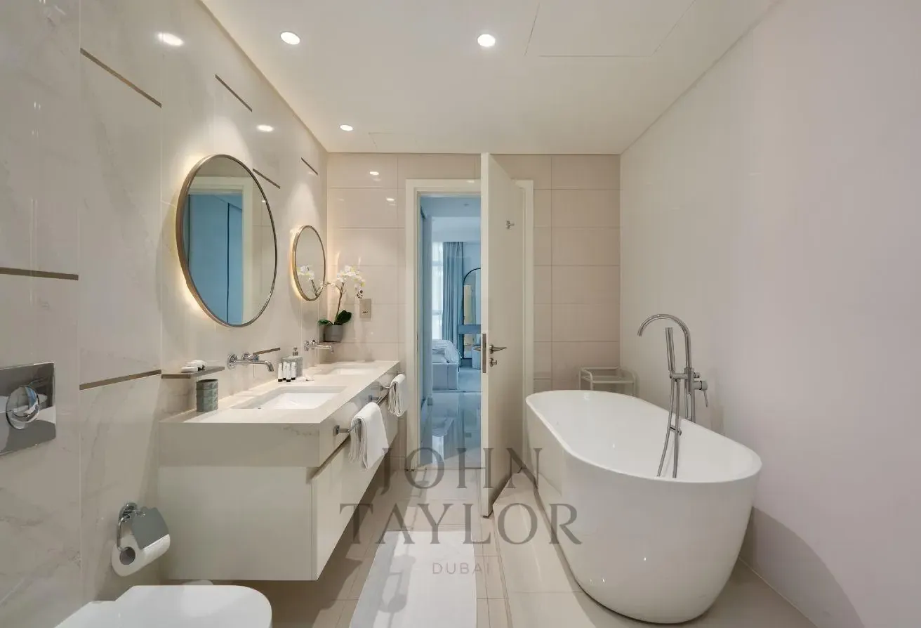 3 Bedroom Apartment FOR SALE in Beach Vista EMAAR