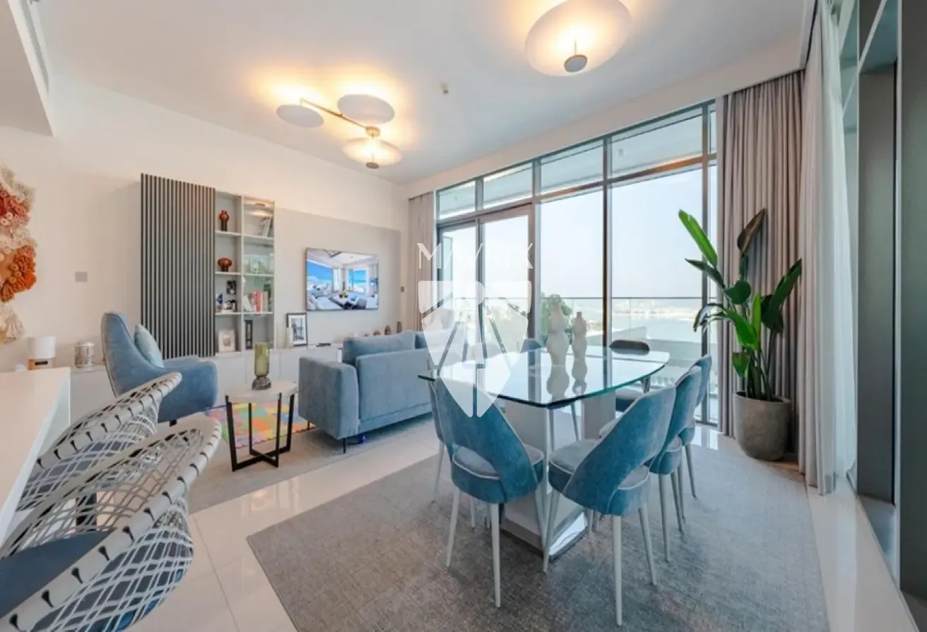 Fully Furnished | Palm View | Corner Unit