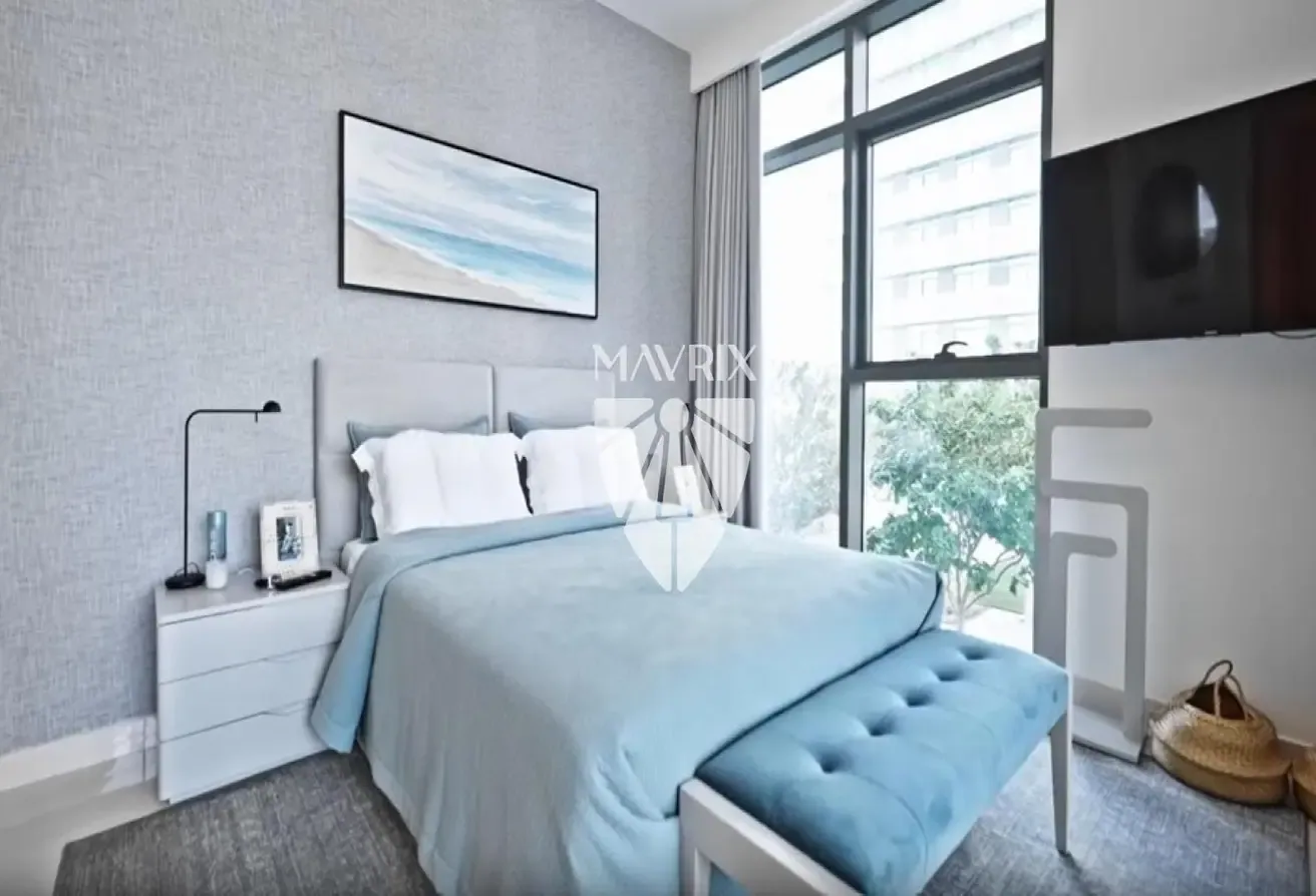 Fully Furnished | Palm View | Corner Unit