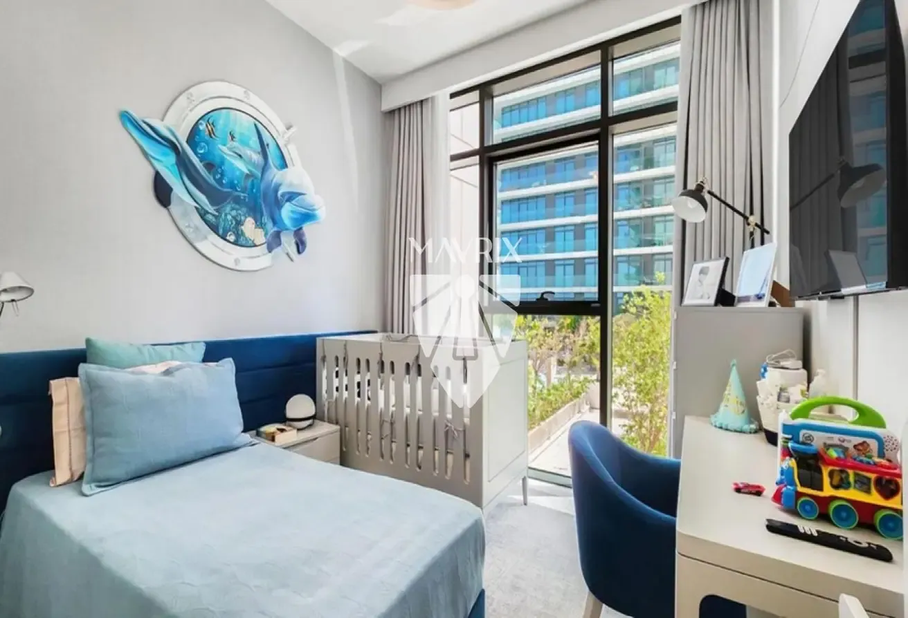 Fully Furnished | Palm View | Corner Unit