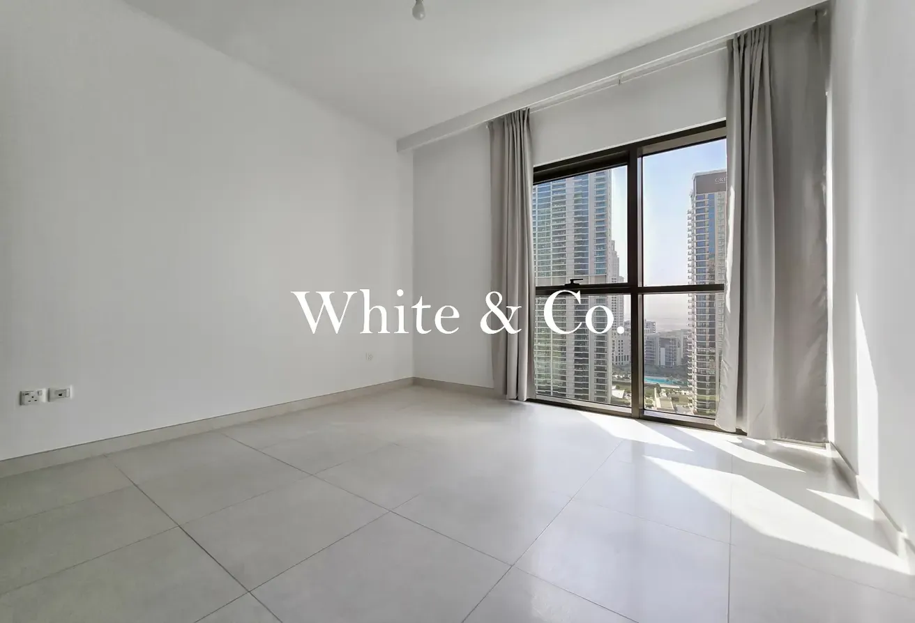 Vacant | Ready | Mid Floor | Pool View