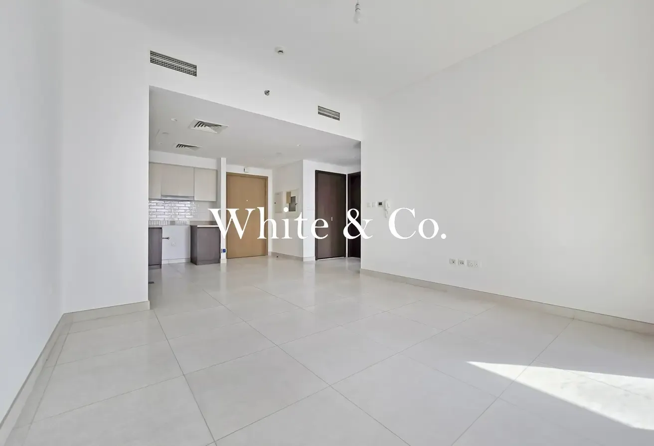 Vacant | Ready | Mid Floor | Pool View