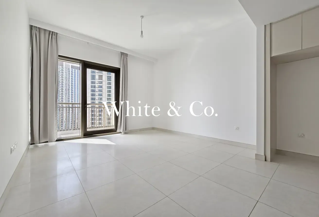 Vacant | Ready | Mid Floor | Pool View