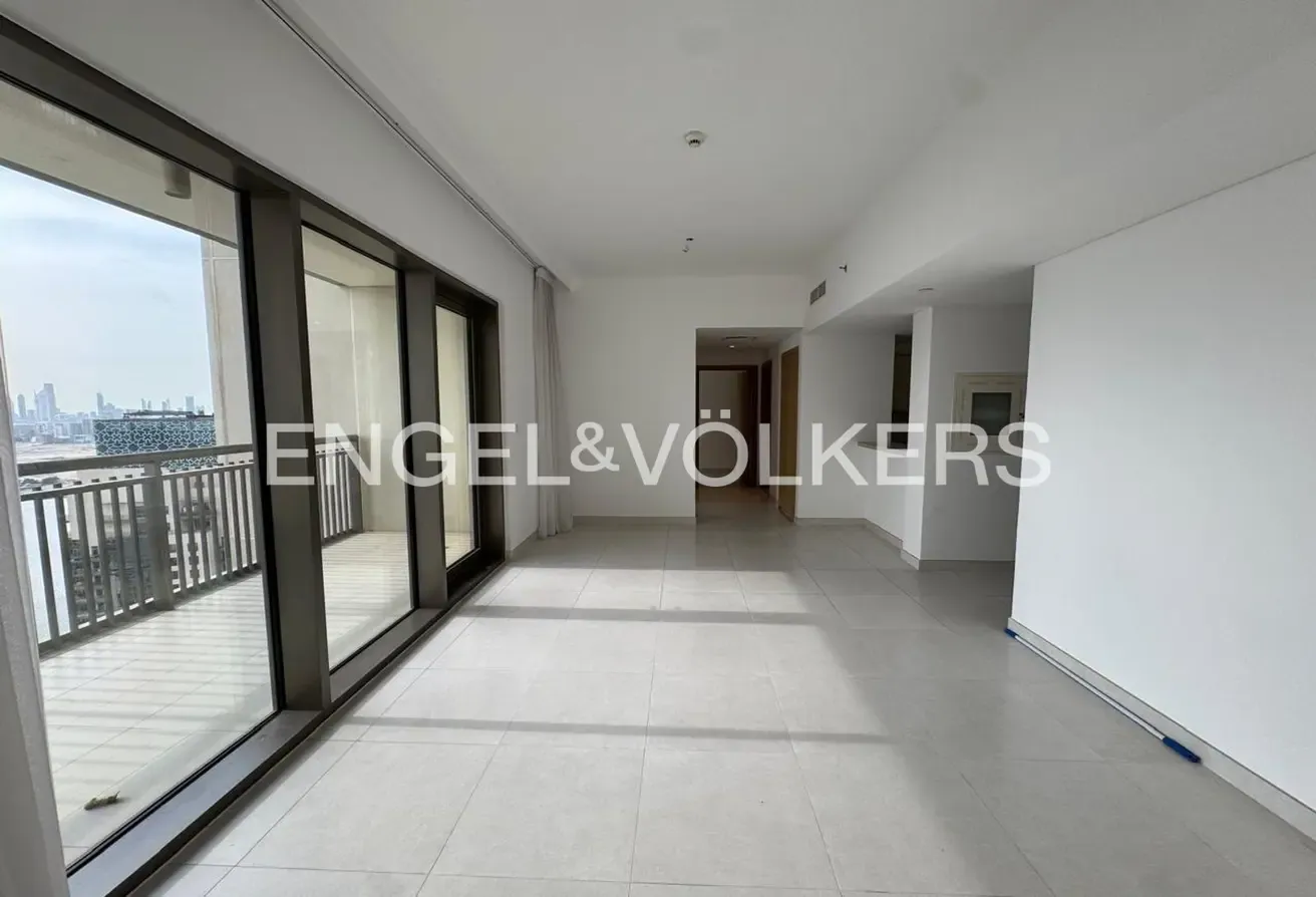 Higher Floor | Burj Khalifa & Water View | Available