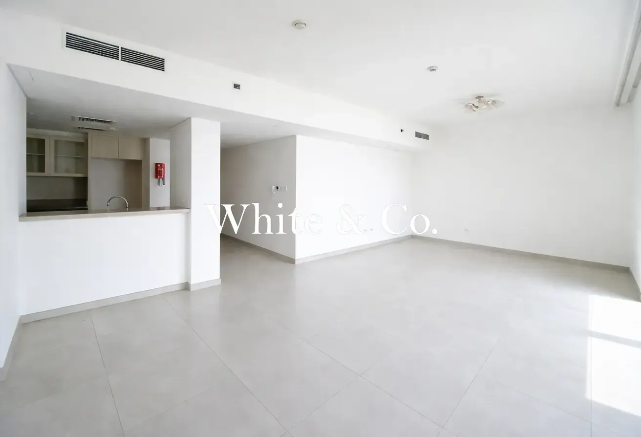 Stunning Skyline|Sea view|Creekside Living