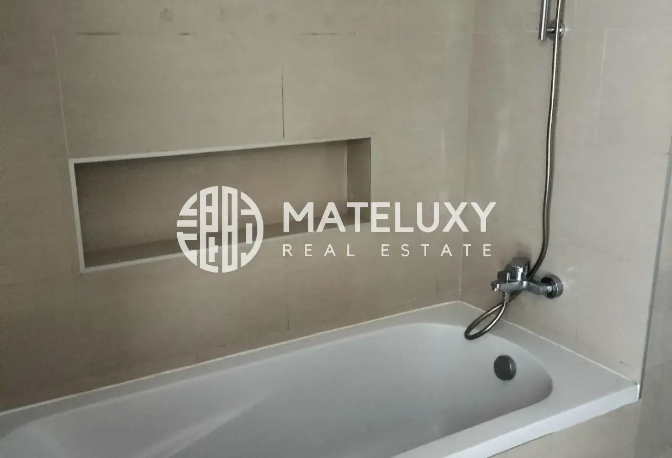 High Floor | Ready to move | Pool View