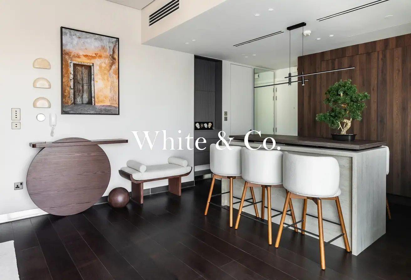 Luxurious Upgraded Unit | VOT | Burj View