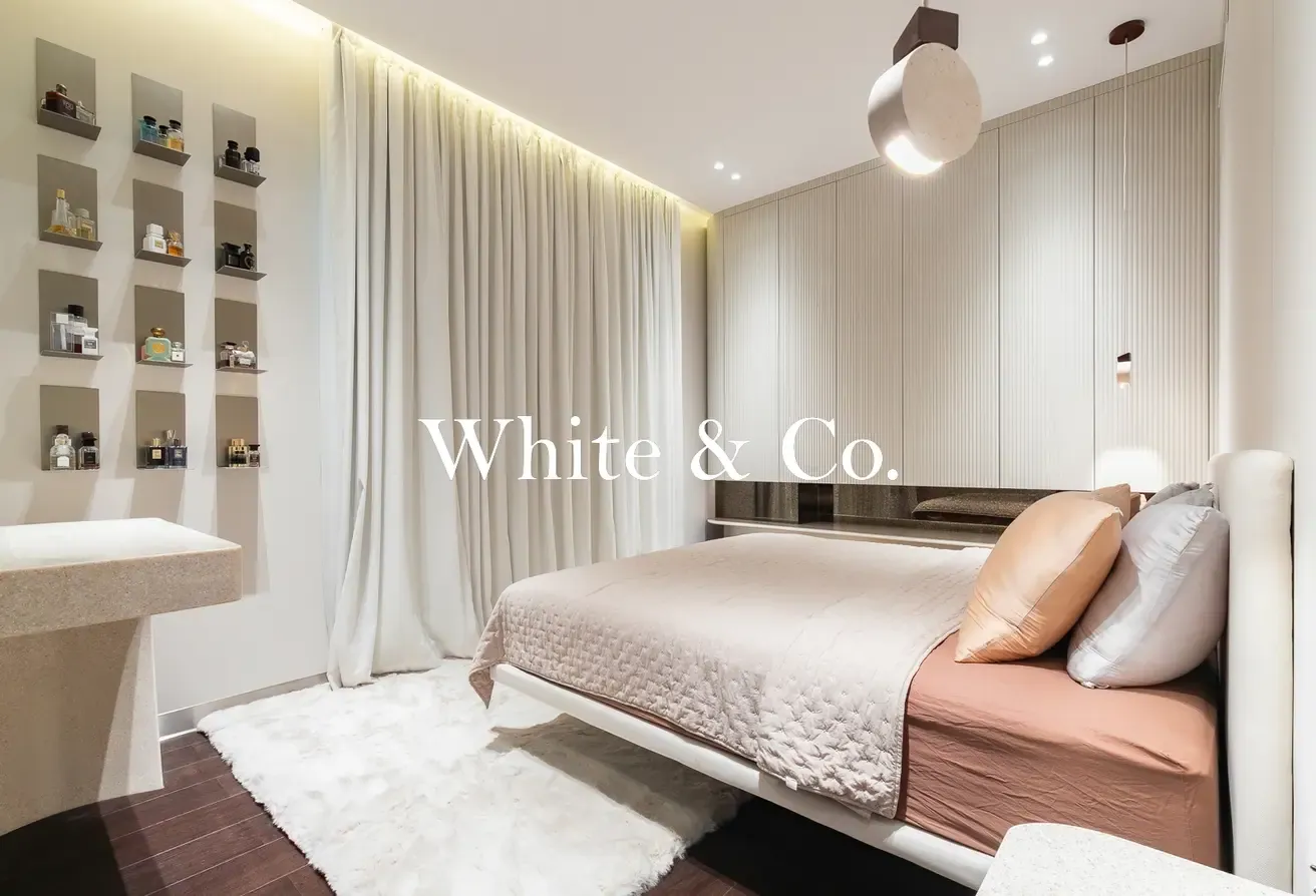 Luxurious Upgraded Unit | VOT | Burj View