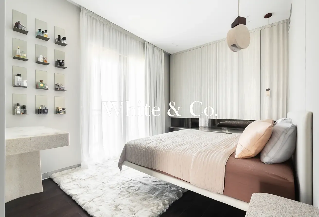Luxurious Upgraded Unit | VOT | Burj View